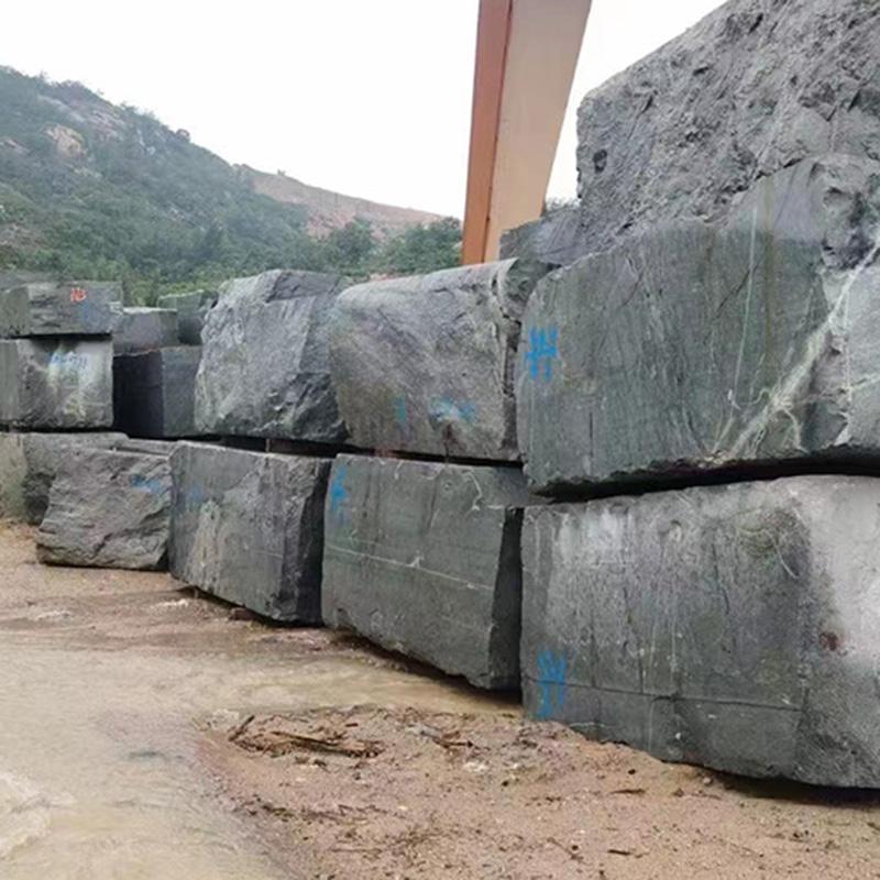 arctic ocean quartzite block